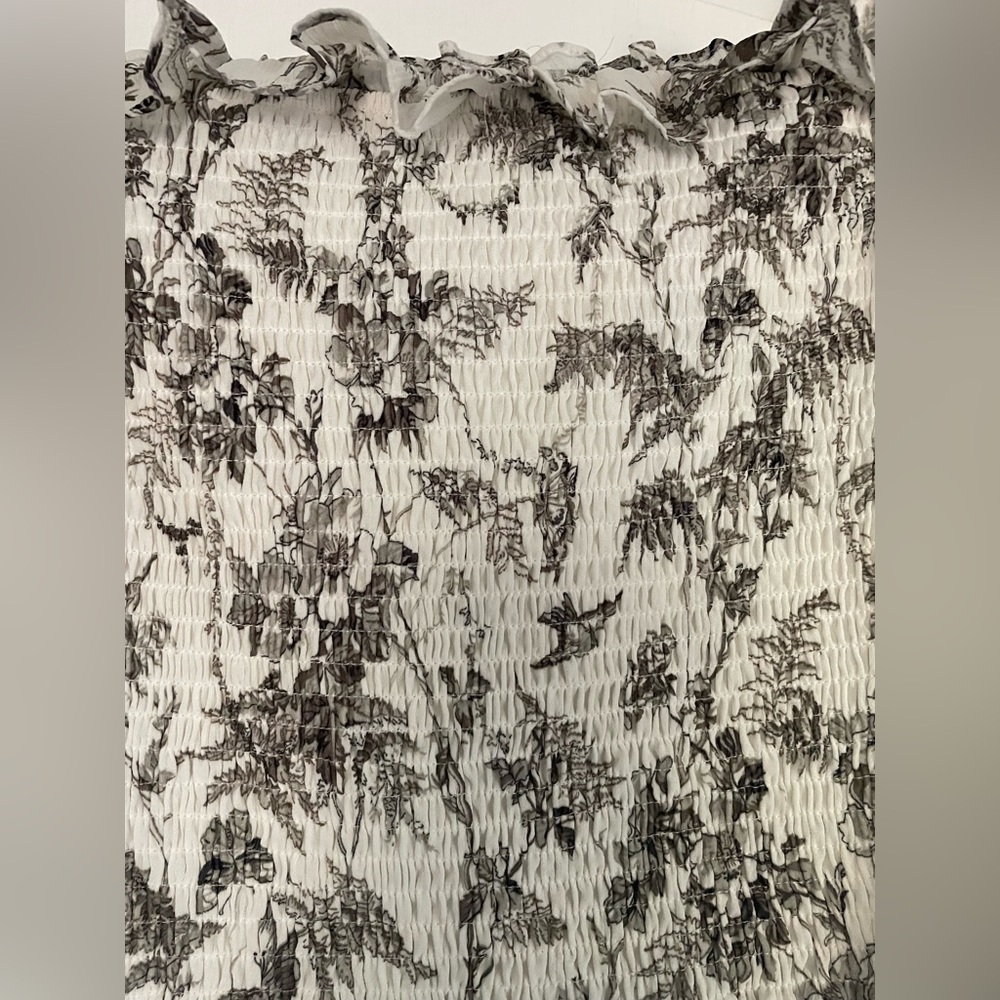 Express Cropped Blouse - Picture 5 of 5